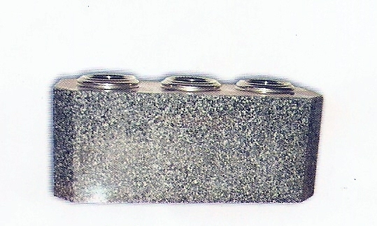 JARDINERA DE GRANITO PARA LAPIDA 3 TALADROS