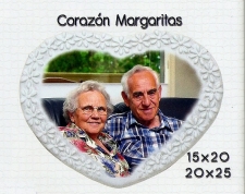 FOTO PORCELANA FORMA CORAZÓN MARGARITAS NOVEDAD 