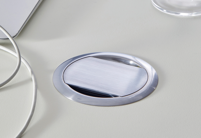 ENCHUFE ESCAMOTEABLE BASIC 2,0 CUCINEOGGI NOVEDAD