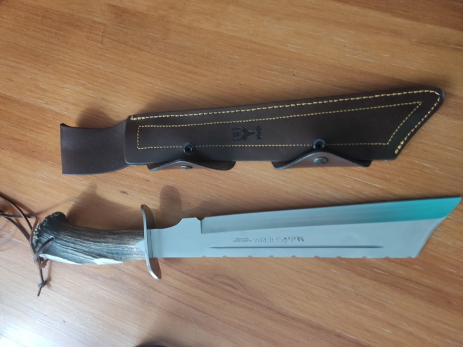 CUCHILLO DE  MODELO  SHERPA -28S DE MUELA